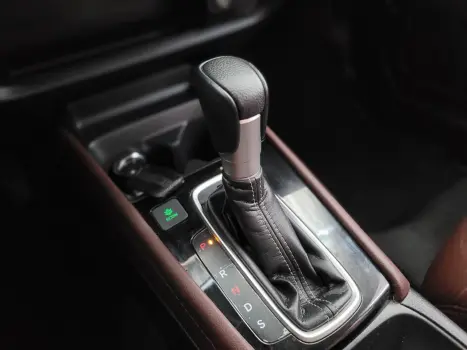 CITY Hatchback Touring 1.5 Flex 16V Aut