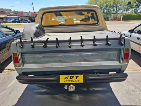 F-1000 2.5 XLT 4X2 CS 8V Turbo