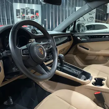 MACAN 2.0 Turbo