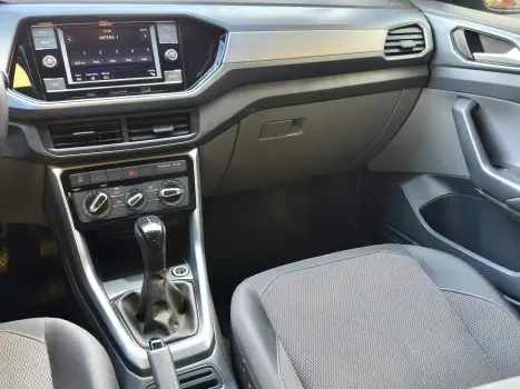 T-CROSS 1.0 200 TSI TOTAL FLEX AUTOMÁTICO