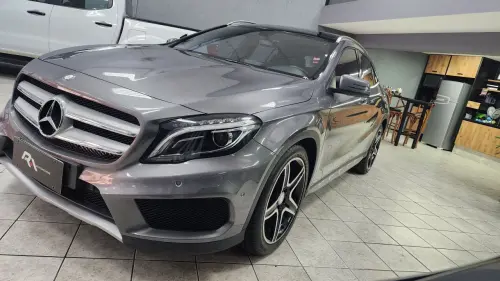 Mercedes-Benz GLA 250 Sport 2.0 TB 16V 4x2  211cv Aut. 4 portas