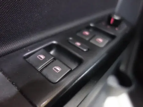 FOX - 1.0 MPI TRENDLINE 12V 4P MANUAL