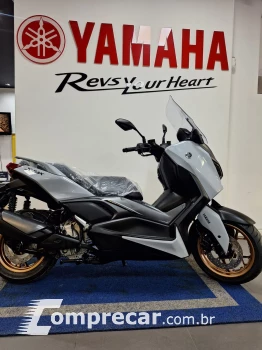 Yamaha XMAX 300