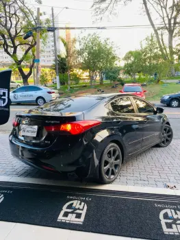 Elantra GLS 1.8 16V Aut.