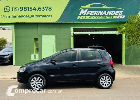 Volkswagen FOX 1.6 MI 8V 4 portas