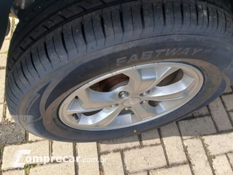 TUCSON - 2.0 MPFI GLS 16V 143CV 2WD 4P AUTOMÁTICO