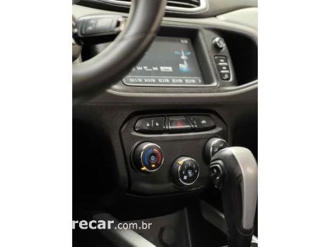 ONIX 1.4 MPFI LT 8V FLEX 4P AUTOMÁTICO