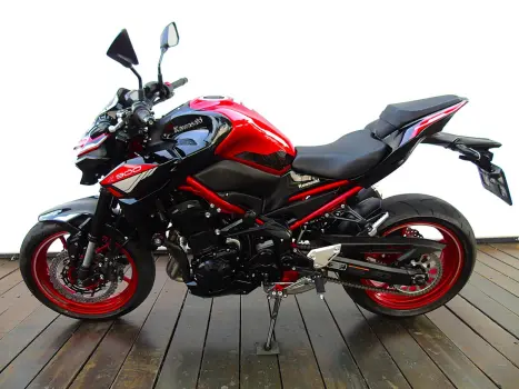 KAWASAKI Z900 ABS