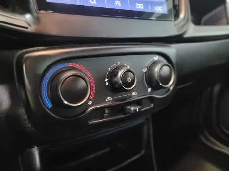 Strada Volcano 1.3 Flex 8V CD