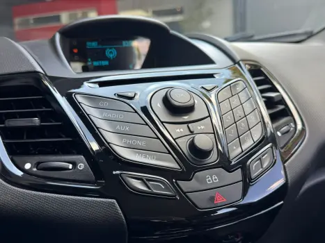 FIESTA 1.6 Titanium Hatch 16V