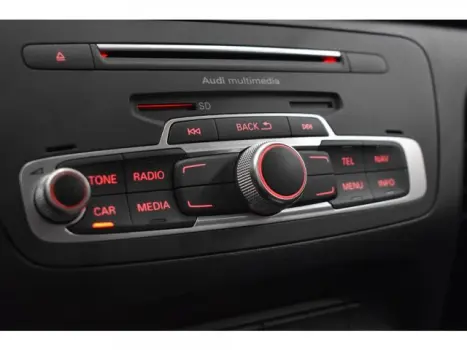 Q3 - 2.0 TFSI AMBITION QUATTRO 4P S TRONIC