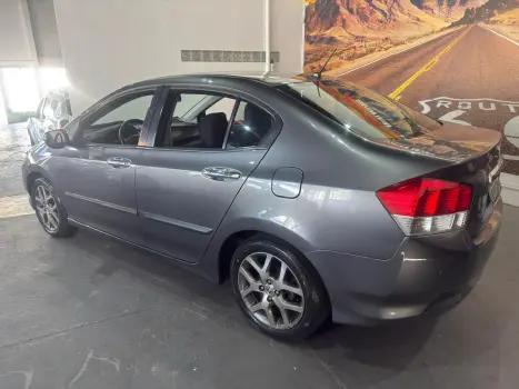 CITY 1.5 EX Sedan 16V