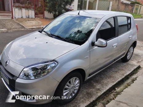 Renault SANDERO 1.6 Privilége 16V 4 portas