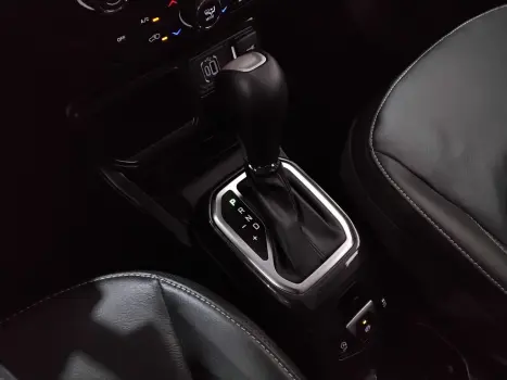 RENEGADE 1.3 T270 TURBO FLEX LONGITUDE AT6