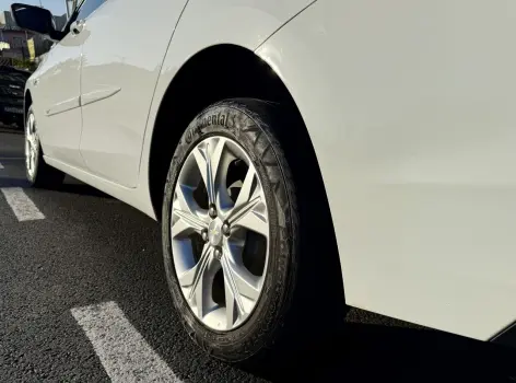 ONIX SEDAN Plus LTZ 1.0 12V TB Flex Aut.