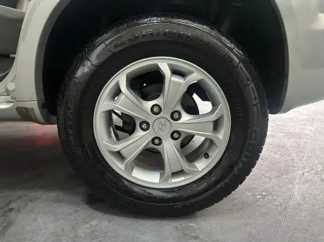 Tucson 2.0 Mpfi Gls 16V 143Cv 2Wd Gasolina 4P Automático