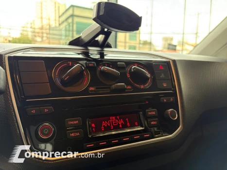 UP 1.0 TSI Move UP 12V