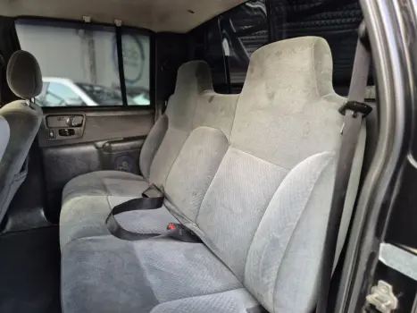 S10 P-Up Advant. 2.4/2.4 MPFI F.Power CD