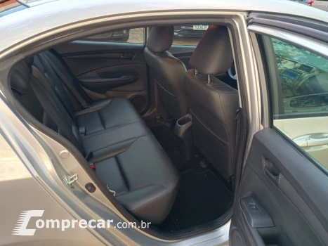 CITY 1.5 LX Sedan 16V