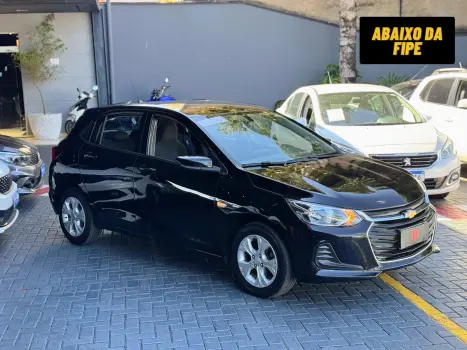 CHEVROLET ONIX 1.0 LT 4 portas