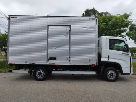 Delivery Express+ 2.8 Prime + Baú Facchini