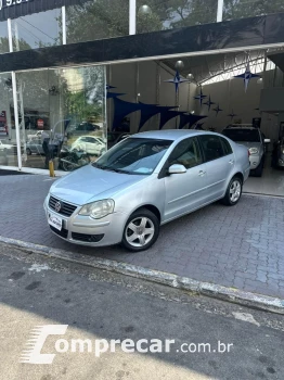 Volkswagen Polo Sedan I MOTION  1.6 Total Flex  4p 4 portas