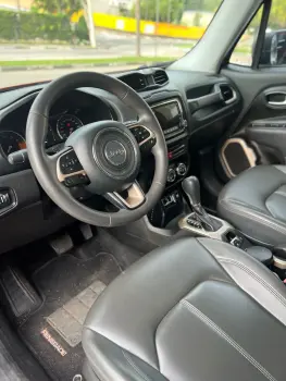 Renegade Sport 1.8 4x2 Flex 16V Aut.