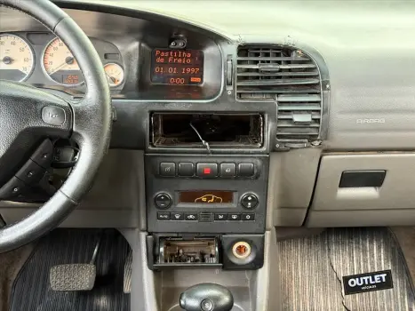 ZAFIRA 2.0 MPFI ELITE 8V FLEX 4P AUTOMÁTICO