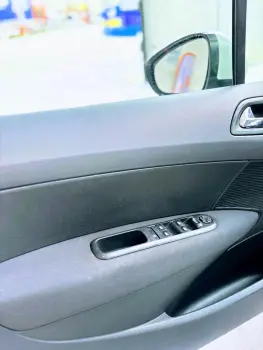 308 Active 1.6 Flex 16V 5p mec.