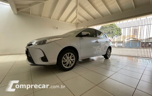 YARIS 1.5 16V Sedan XL