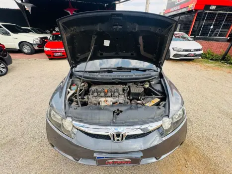 Civic 1.8 16V 4P FLEX LXS AUTOMÁTICO