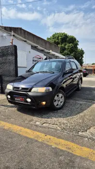 Fiat PALIO 1.6 MPI Adventure Weekend 16V 4 portas