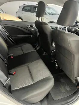 Etios Sedan 1.5 16V 4P FLEX X PLUS AUTOMÁTICO