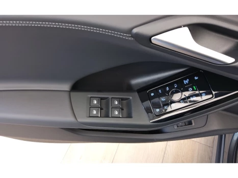 Q6 E-tron 100  KW ELÉTRICO PERFORMANCE BLACK QUATTRO