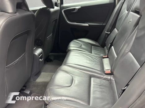 XC60 2.0 T5 DYNAMIC FWD TURBO 4P AUTOMÁTICO