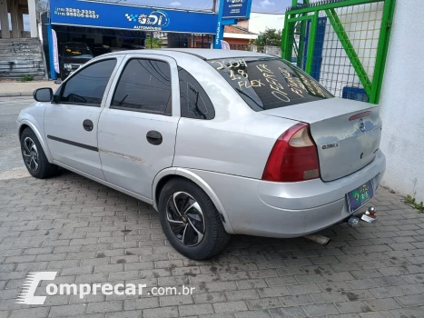 Corsa Sedan 1.8