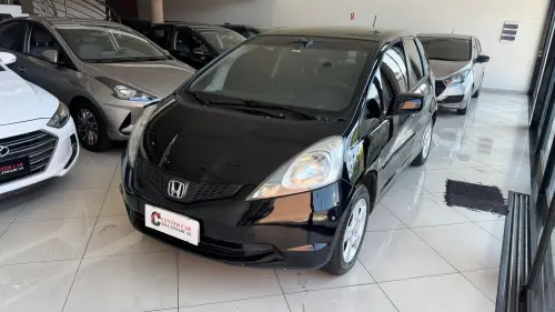 Honda FIT 1.4 LX 16V 4 portas