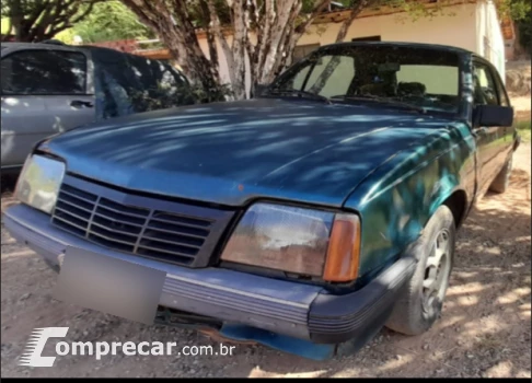 CHEVROLET MONZA 2.0 Classic SE 8V 2 portas