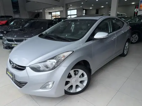 Hyundai ELANTRA 1.8 GLS 16V 4 portas