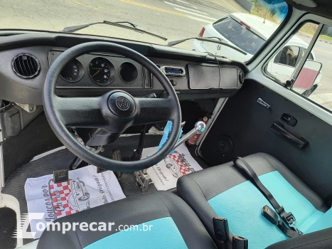 KOMBI 1.6 MI Carat 8V