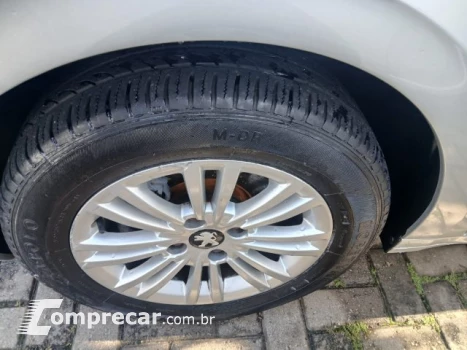 208 - 1.2 ACTIVE 12V 4P MANUAL