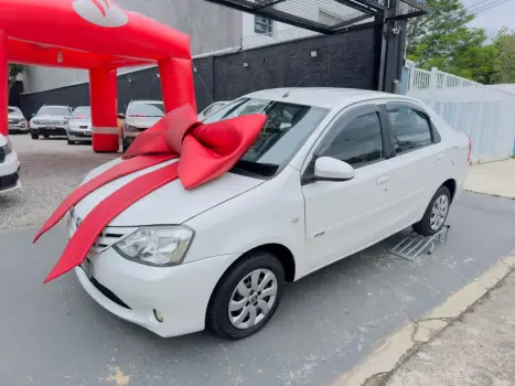 ETIOS 1.5 XS Sedan 16V