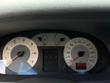 Scénic RXE/ Privilège 2.0 16V 5p Mec.