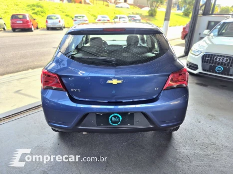 ONIX HATCH LT 1.0 8V FlexPower 5p Mec.