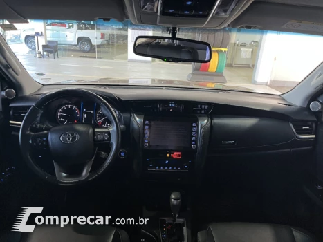 HILUX SW4 2.7 SRV 4X2 16V