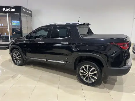 TORO 2.0 16V Turbo Volcano 4WD AT9