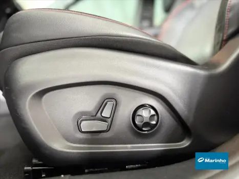 RAMPAGE 2.0 HURRICANE 4 TURBO GASOLINA R/T 4X4 AU