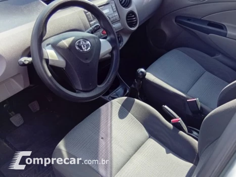 ETIOS HATCH - 1.3 XS 16V 4P MANUAL