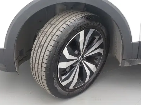 T-CROSS 1.0 200 TSI TOTAL FLEX AUTOMÁTICO