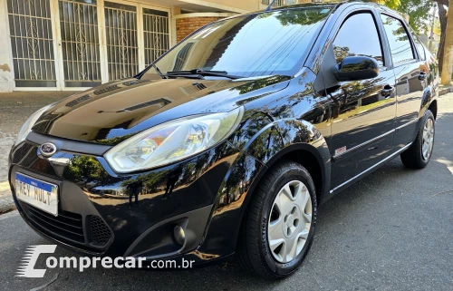 FORD FIESTA 1.6 Rocam Sedan 8V 4 portas